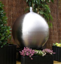 Fontaine Grande Sphère 28 cm en Acier Inoxydable Brossée avec Lumière LED